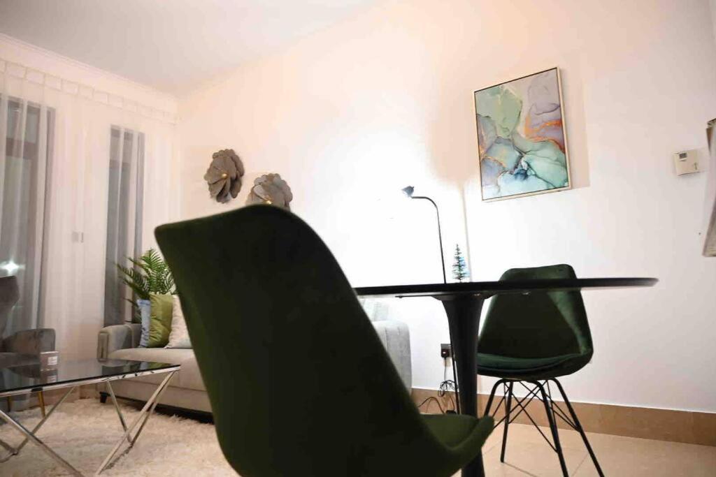 Brand New Furniture . Close To Dubai Mall. Exterior foto